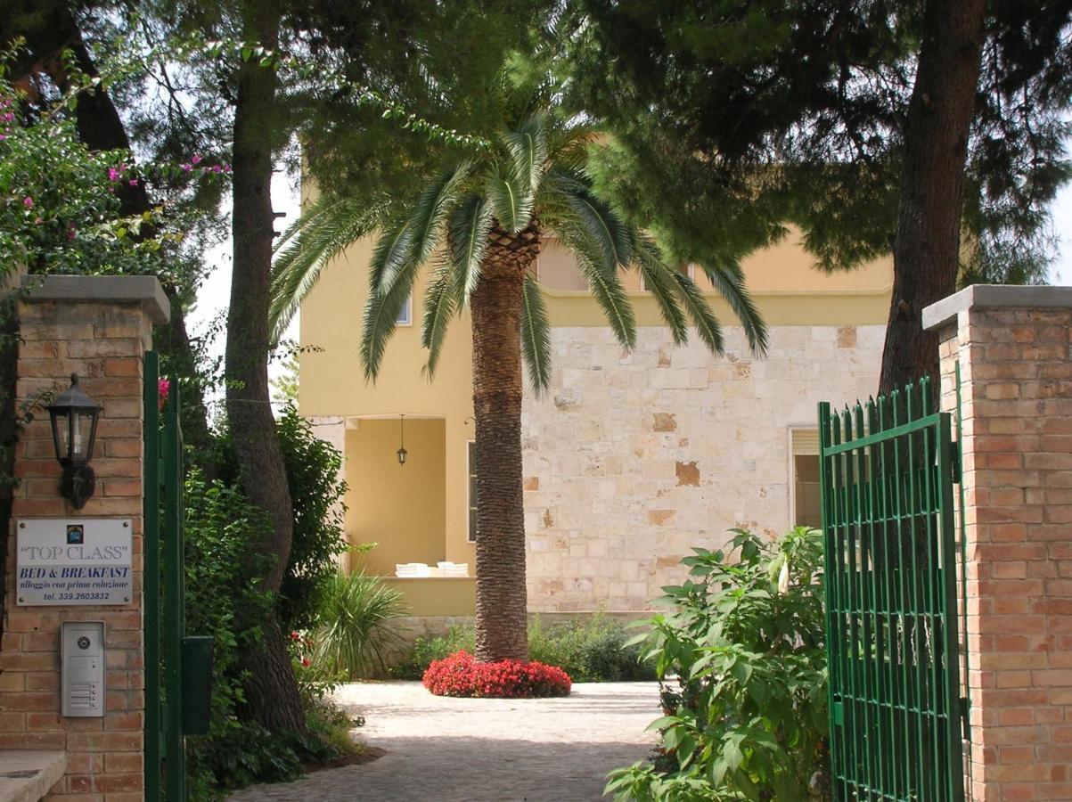 Bed And Breakfast Top Class Бари Экстерьер фото